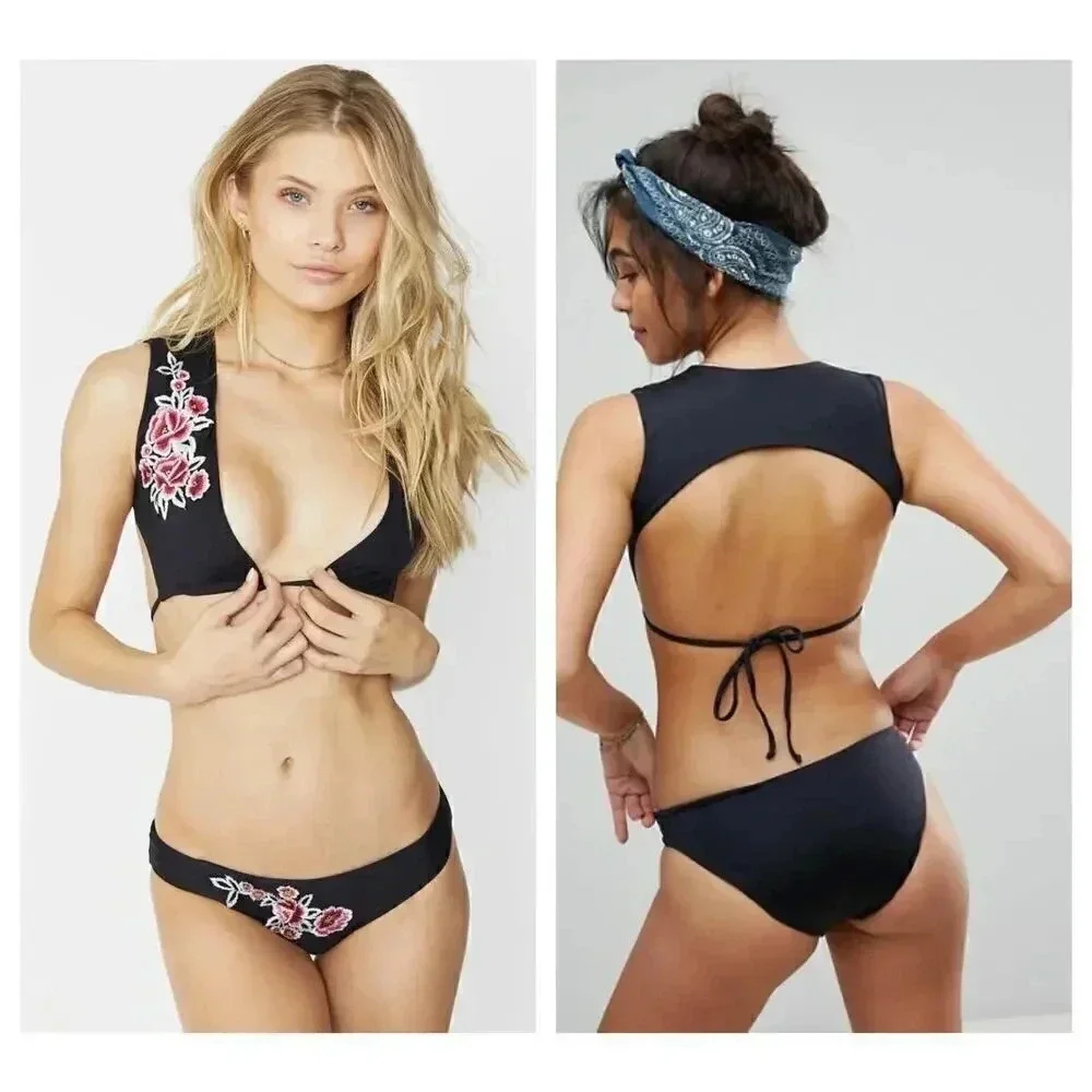 Frankie's Bikinis Summer Black Rose Bikini Bottom Size Large